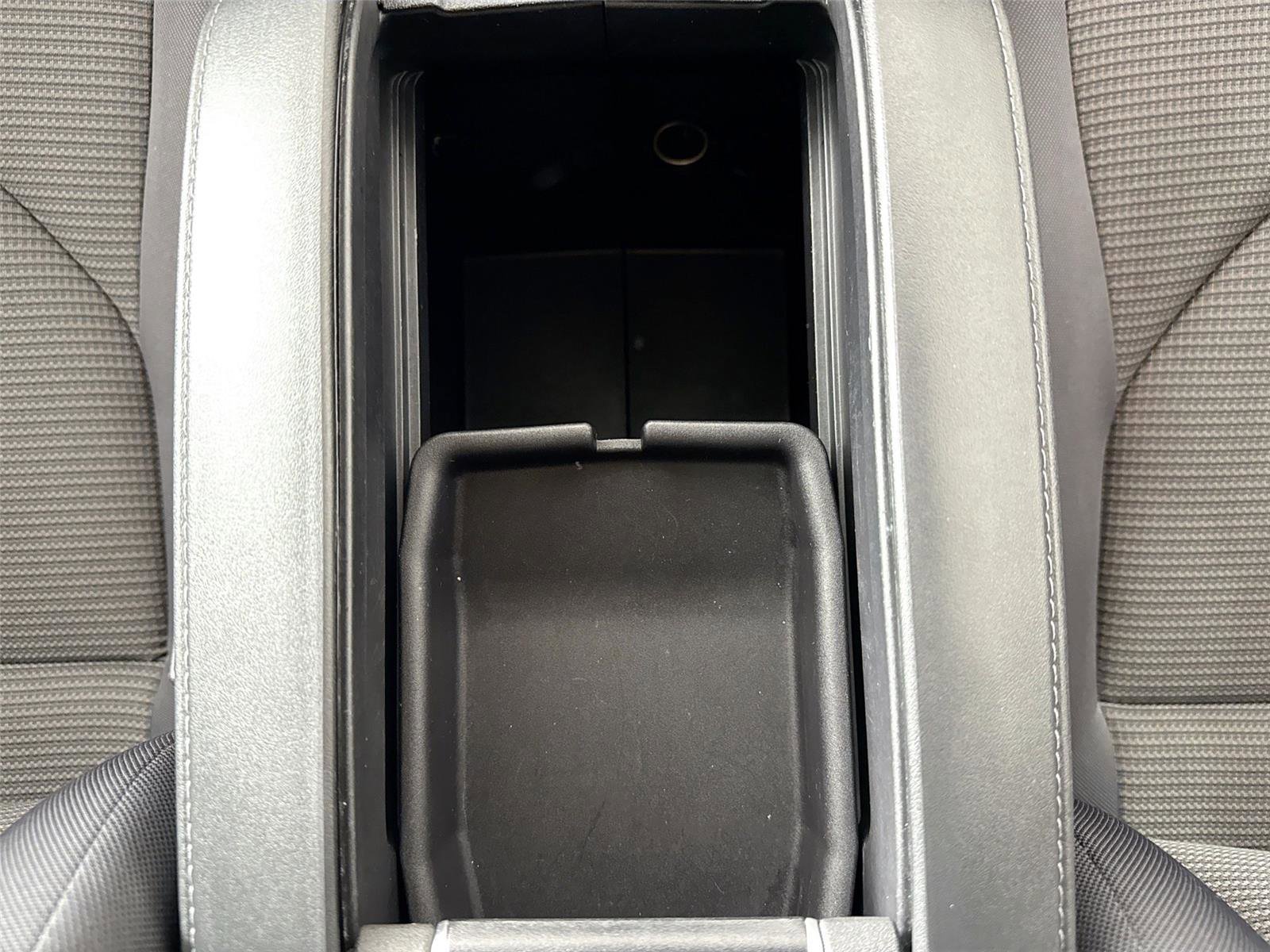 Certified 2025 Toyota Highlander LE image 31