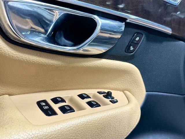 Used 2016 Volvo XC90 T5 Momentum image 20