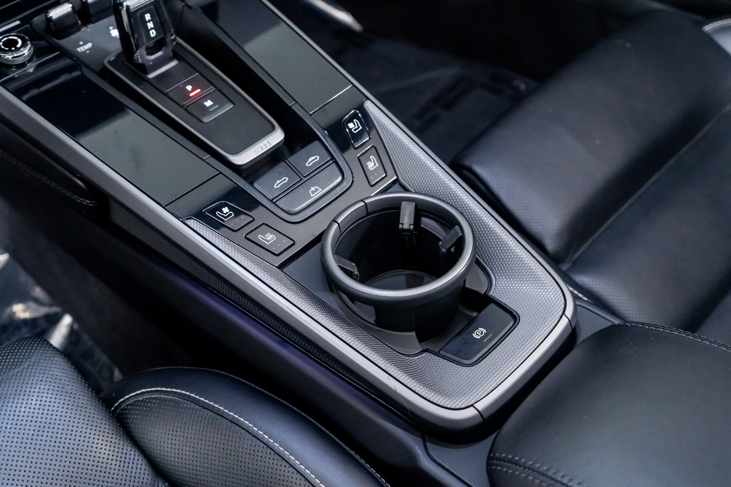 Used 2021 Porsche 911 Carrera 4S w/ Sport Package image 38