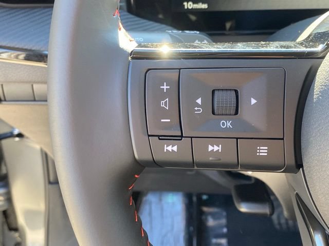 New 2026 Nissan Kicks SR AWD/4WD image 16