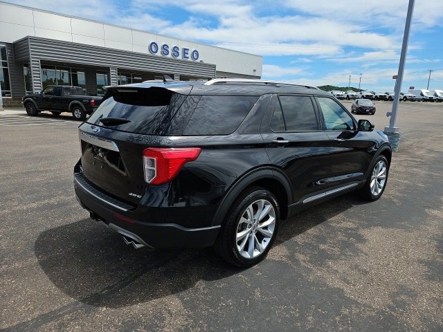 Used 2023 Ford Explorer Platinum w/ Technology Package image 7