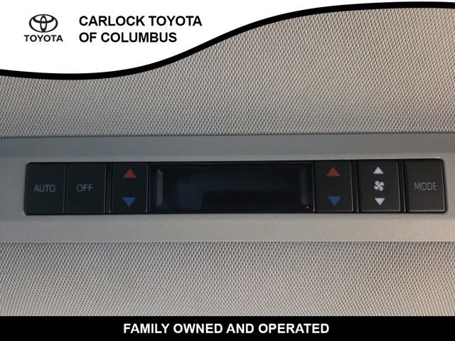 Used 2024 Toyota Sienna XLE FWD image 20