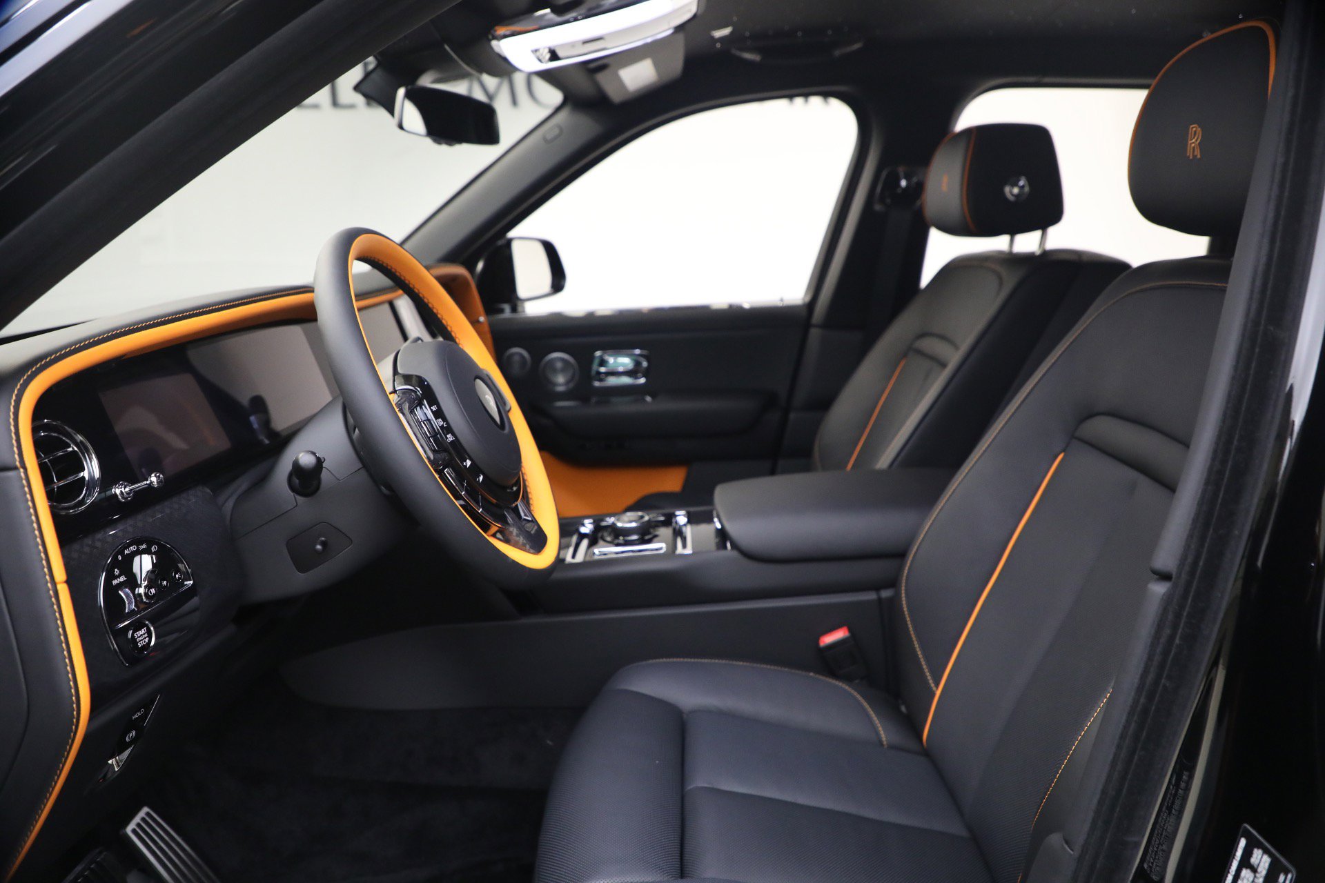 Certified 2026 Rolls-Royce Cullinan Black Badge image 18