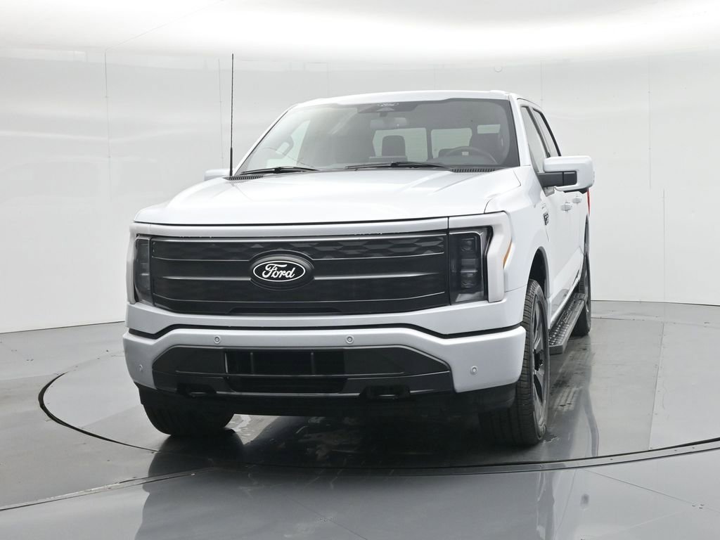 New 2025 Ford F150 Lightning Platinum w/ Dark Elements Package image 64
