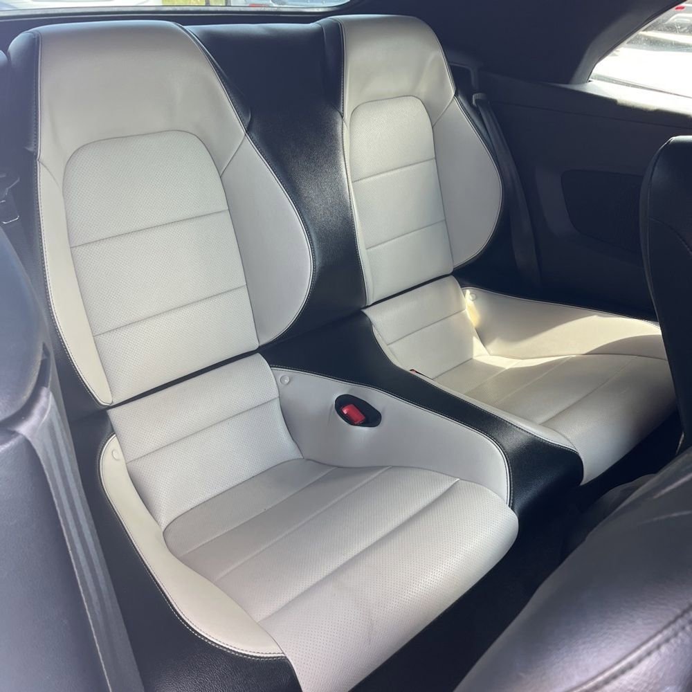 Used 2018 Ford Mustang GT Premium RWD image 11