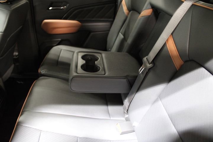 New 2026 GMC Canyon AT4 w/ Technology Plus Package AWD/4WD image 24