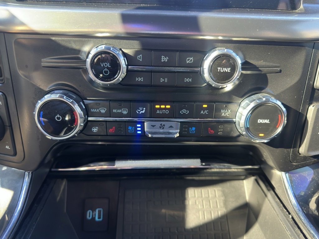 Used 2022 Ford F150 Lariat w/ Equipment Group 502A High image 19