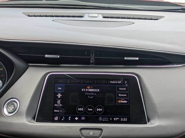 Used 2022 Cadillac XT4 Sport w/ Comfort Package FWD image 17