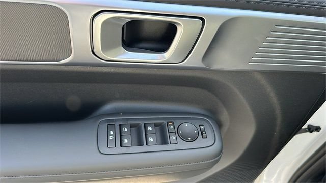 Used 2025 Hyundai Santa Fe XRT AWD/4WD image 17