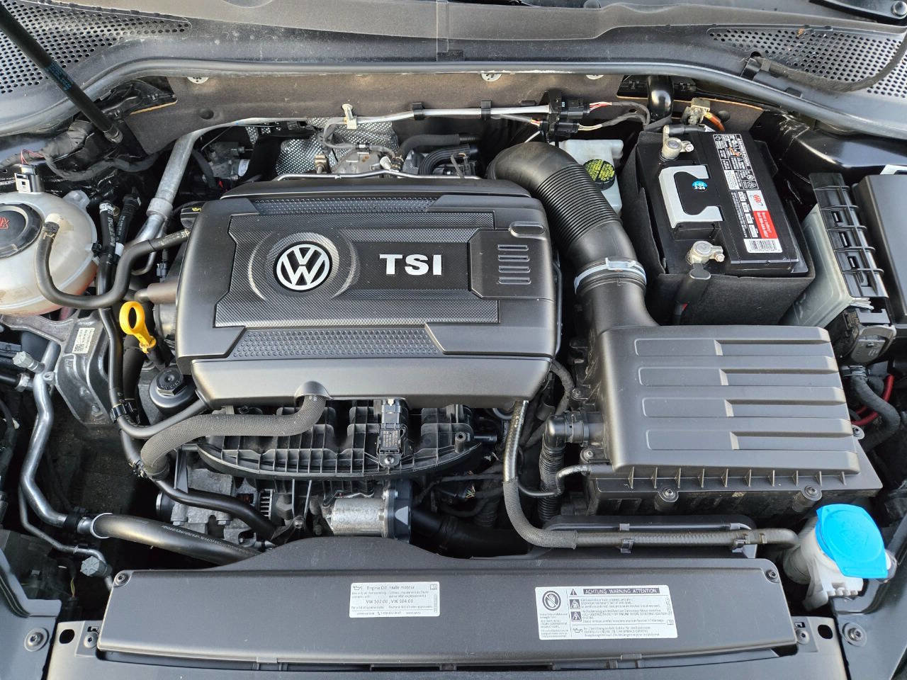 Used 2018 Volkswagen Golf S image 29