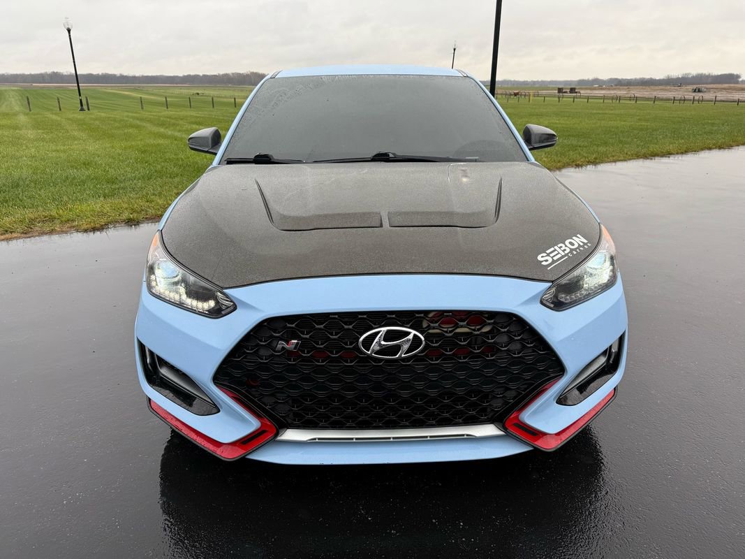 Used 2020 Hyundai Veloster N image 2