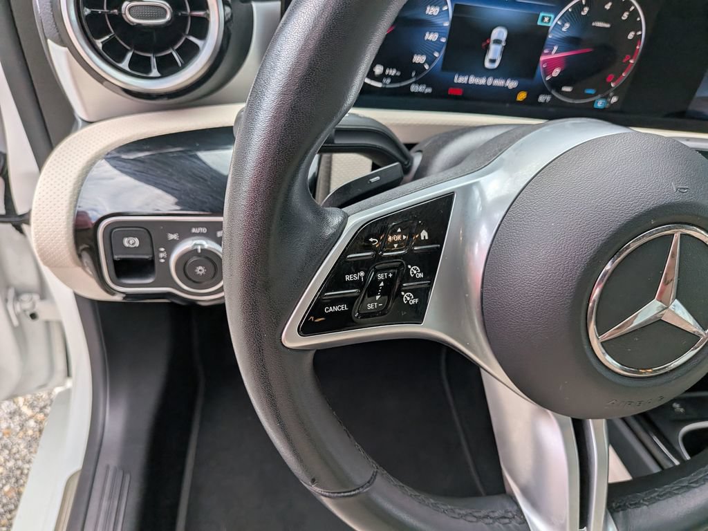 Used 2025 Mercedes-Benz CLA 250 image 19