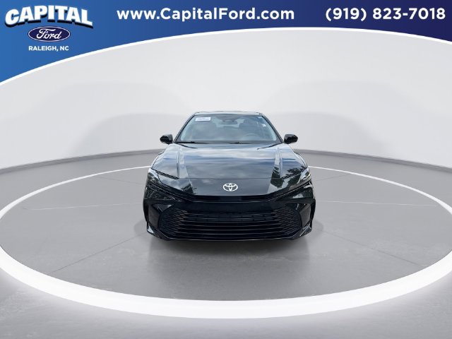 Used 2025 Toyota Camry LE FWD image 3