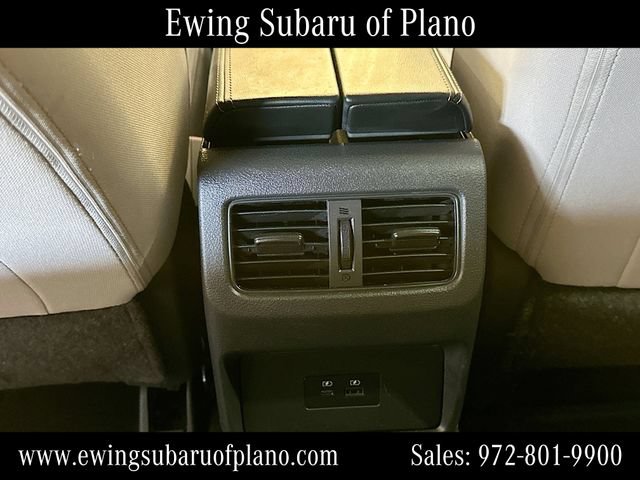 Used 2023 Nissan Rogue SV FWD image 24
