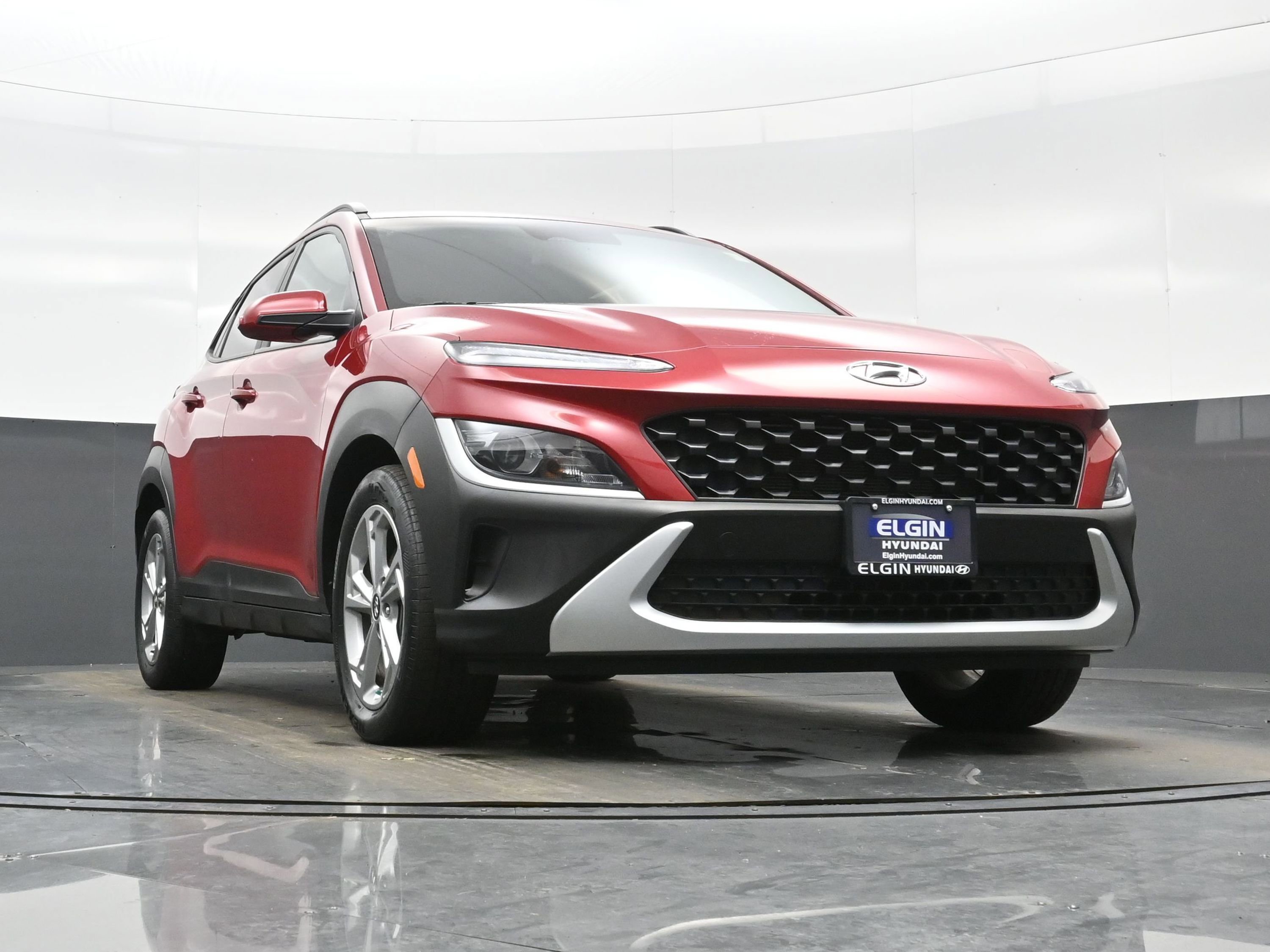 Certified 2022 Hyundai Kona SEL AWD/4WD image 31