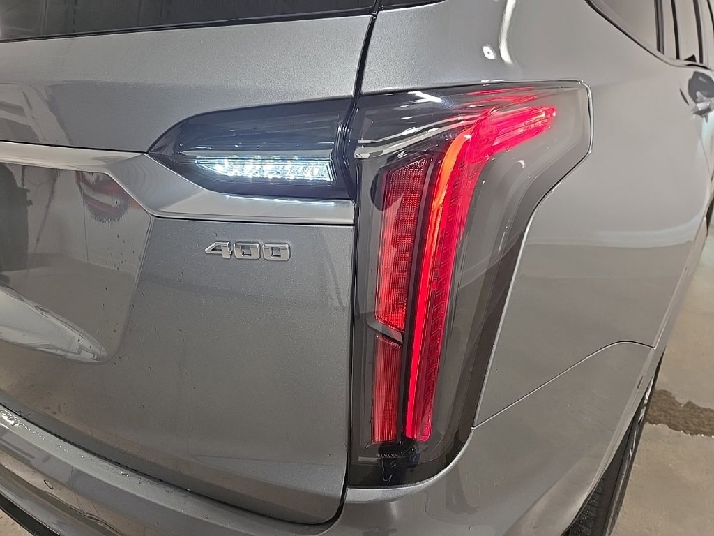 Used 2024 Cadillac XT6 Sport image 9
