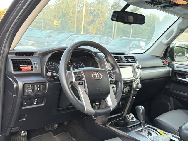 Used 2018 Toyota 4Runner SR5 Premium AWD/4WD image 10