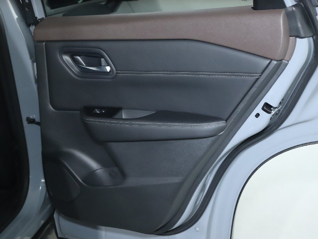 Certified 2023 Nissan Rogue SL AWD/4WD image 34