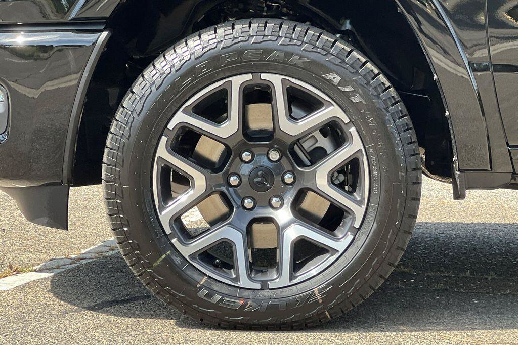 New 2026 RAM 1500 Laramie w/ Sport Appearance Package AWD/4WD image 25