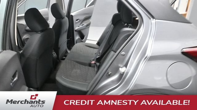 Used 2024 Nissan Kicks SV w/ Interior Electronics Package FWD image 17