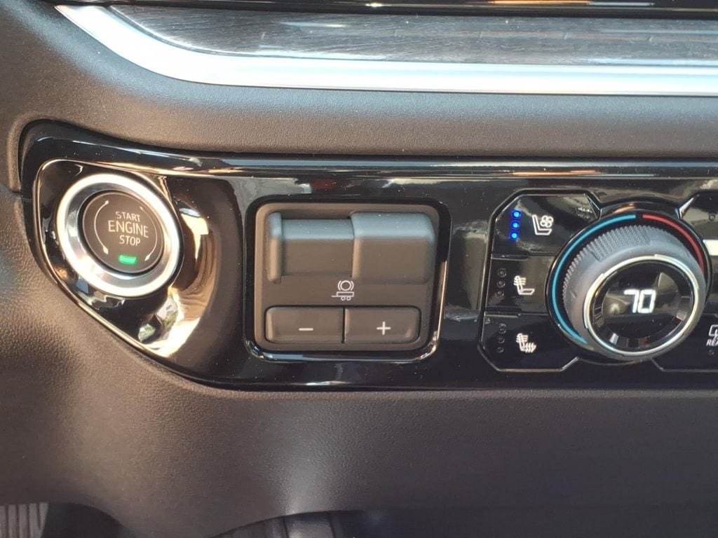 New 2026 Chevrolet Silverado 2500 LTZ w/ LTZ Plus Package AWD/4WD image 28