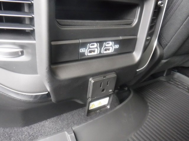 New 2026 RAM 1500 4x4 Crew Cab image 41
