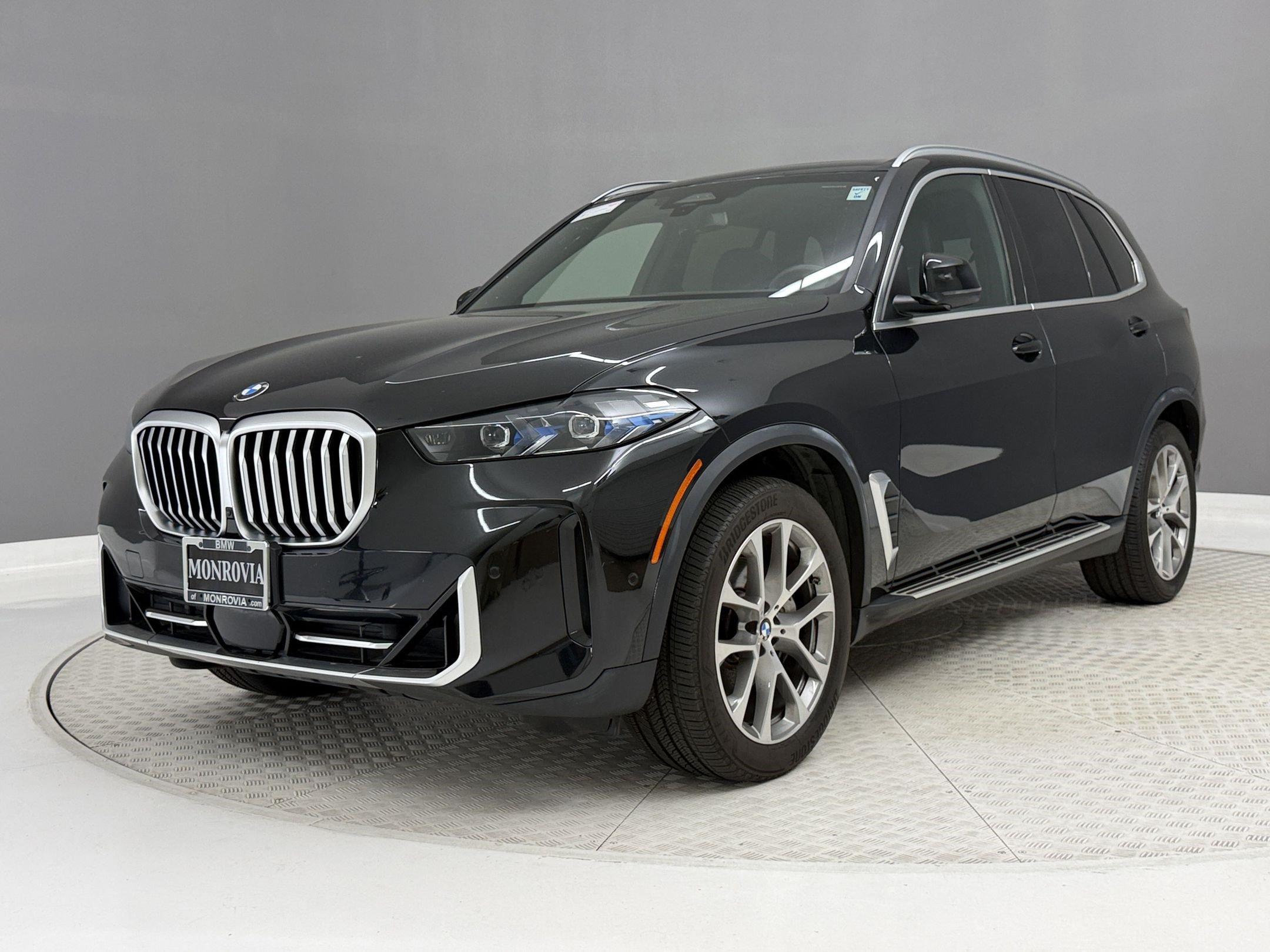 Used 2024 BMW X5 sDrive40i w/ Premium Package RWD image 26