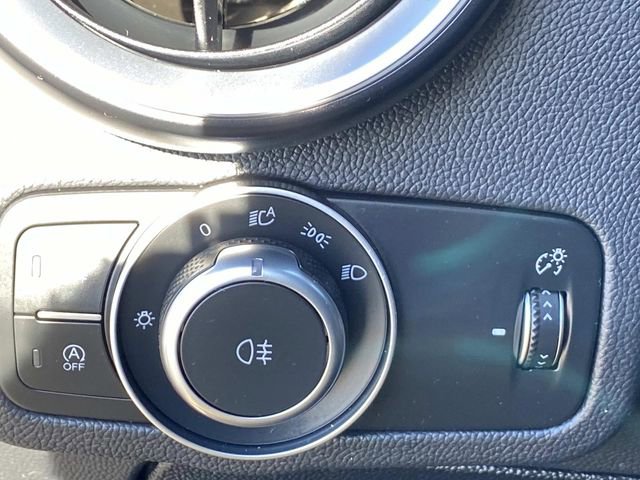 Used 2022 Alfa Romeo Stelvio Ti w/ Active Assist Plus Package image 17