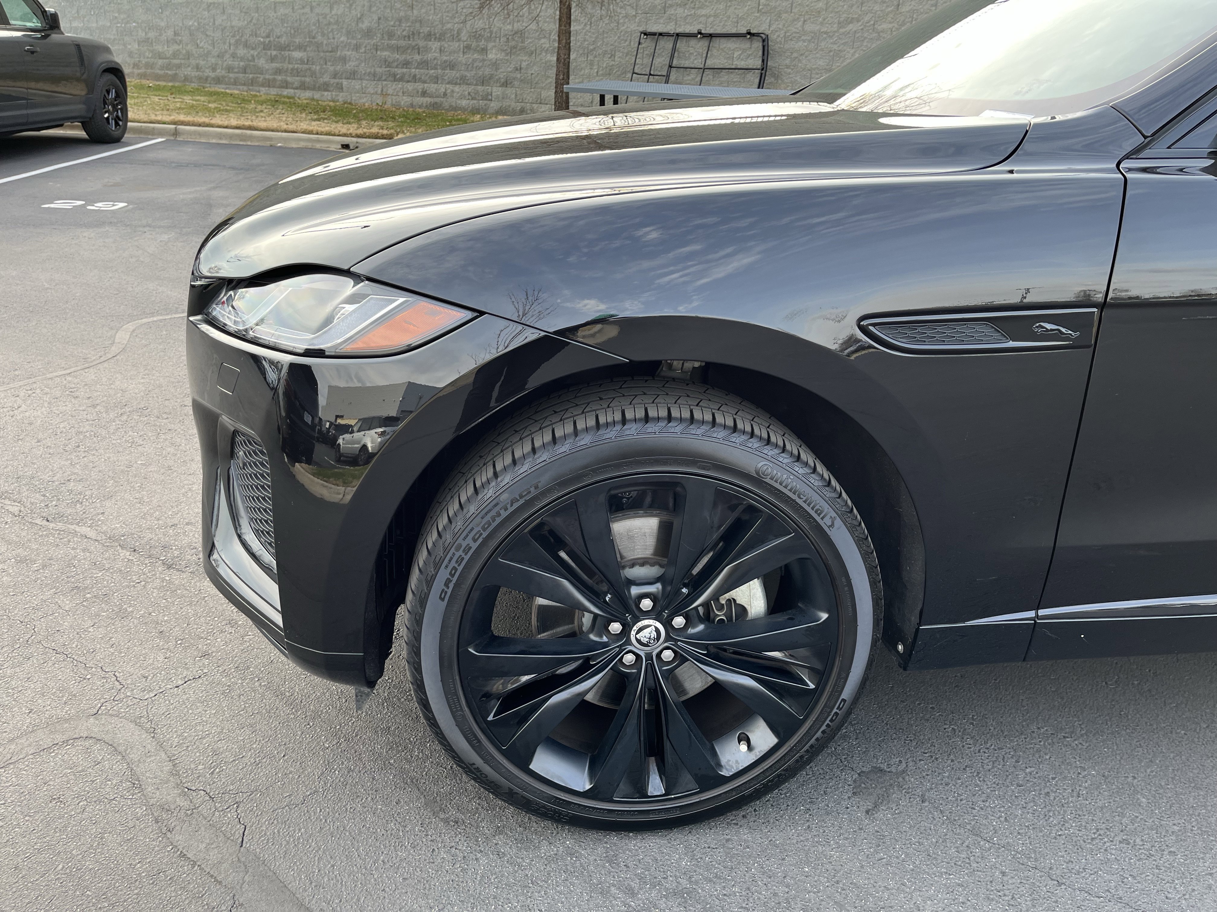 Certified 2024 Jaguar F-PACE R-Dynamic S image 13