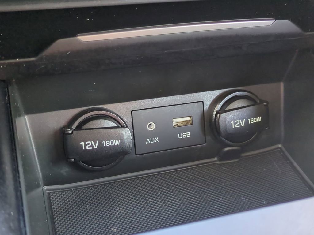 Used 2018 Hyundai Elantra SEL w/ Cargo Package image 22