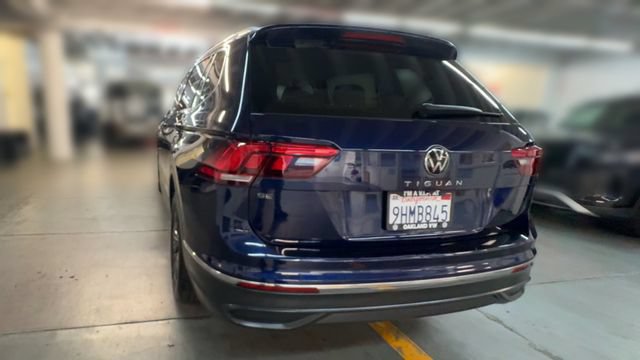 Used 2023 Volkswagen Tiguan SE FWD image 8
