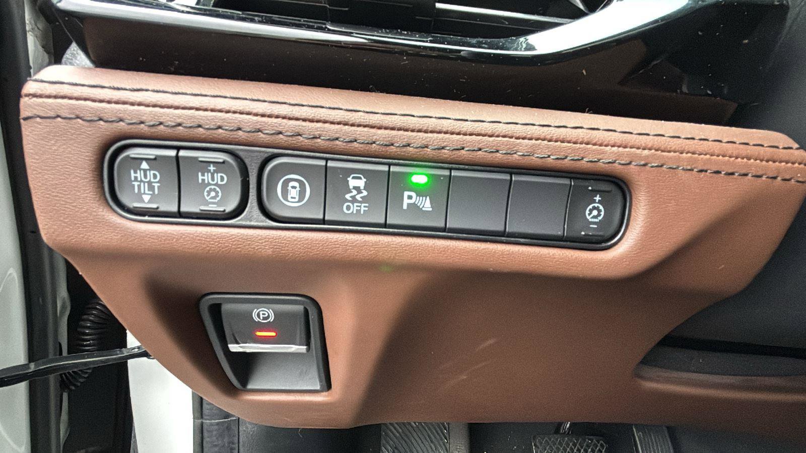 Used 2023 Acura MDX SH-AWD w/ Advance Package image 12