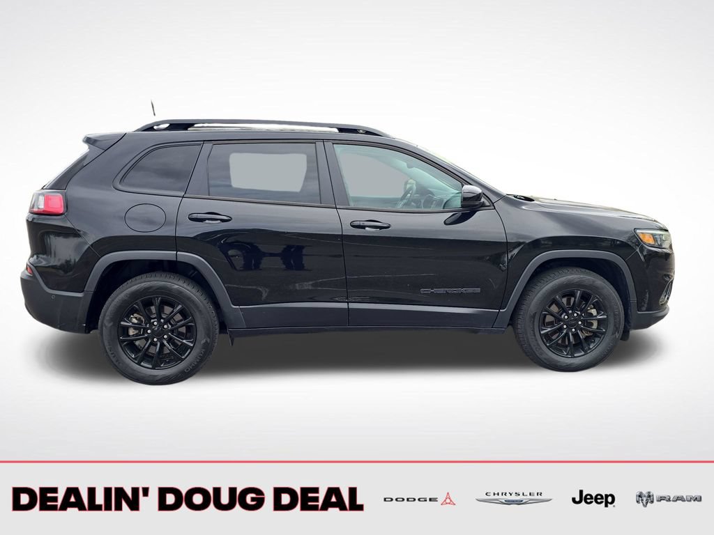 Used 2023 Jeep Cherokee Altitude Lux AWD/4WD image 7