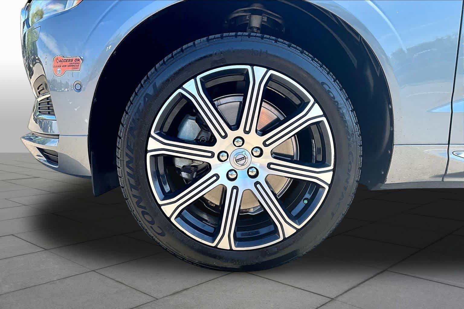 Used 2019 Volvo XC60 T8 Inscription w/ Advanced Package AWD/4WD image 10