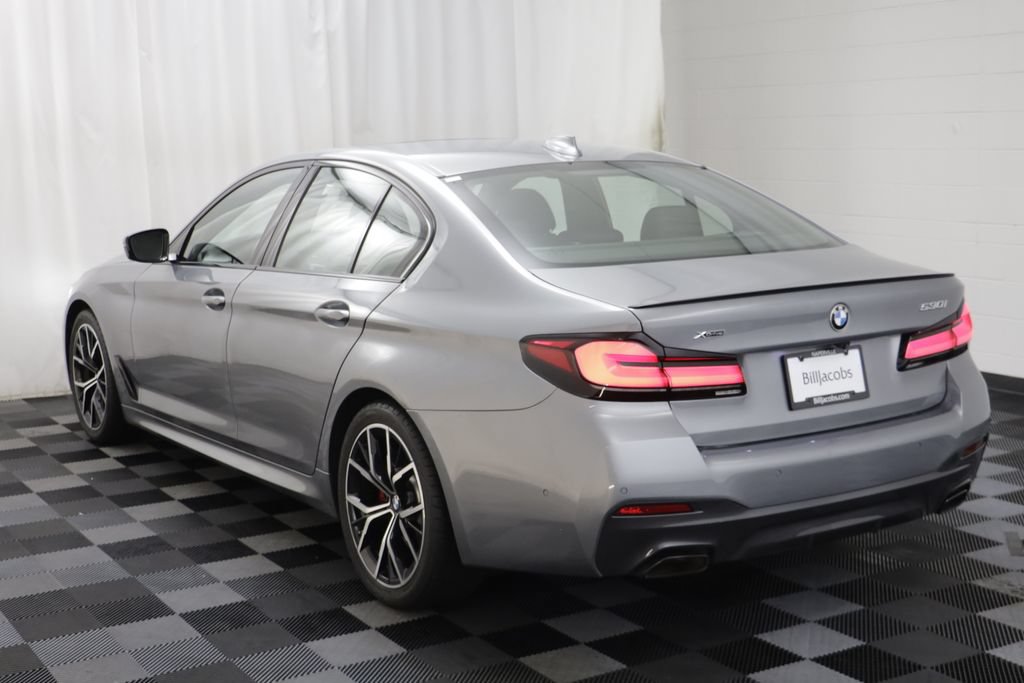 Used 2023 BMW 530i xDrive w/ M Sport Package AWD/4WD image 15