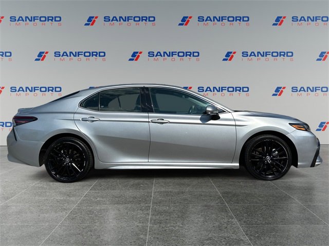 Used 2023 Toyota Camry XSE image 6