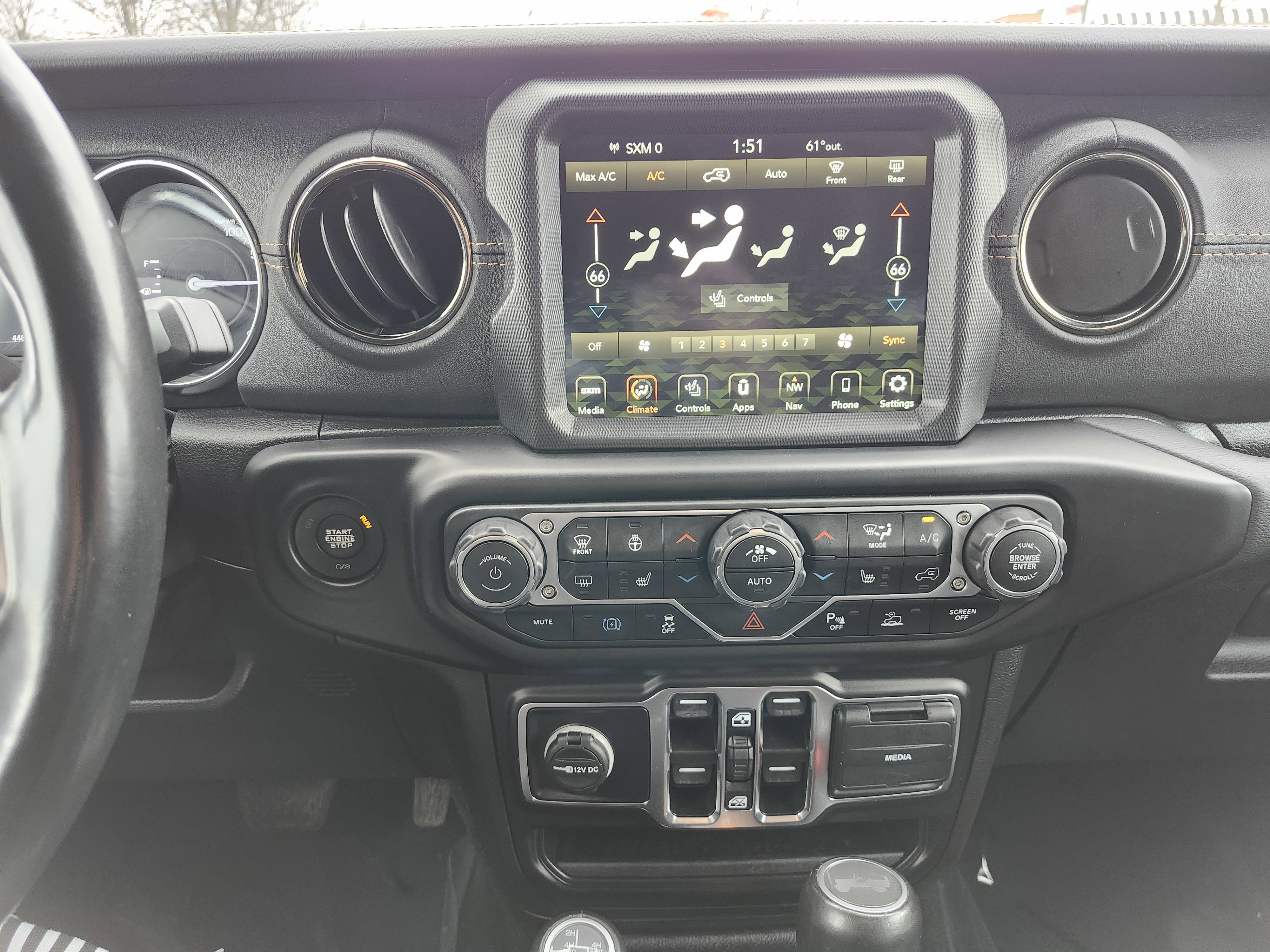 Used 2022 Jeep Wrangler Unlimited Sahara image 31