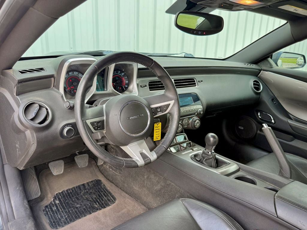 Used 2010 Chevrolet Camaro SS w/ RS Package RWD image 10