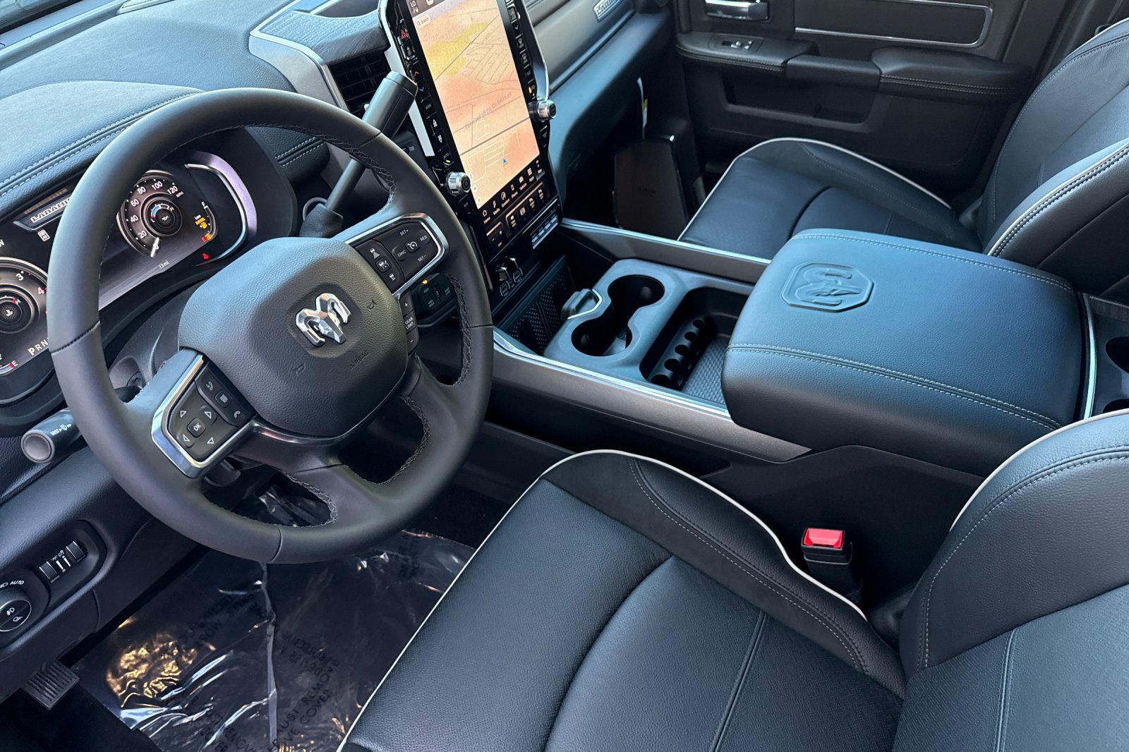 New 2026 RAM 3500 Laramie AWD/4WD image 3