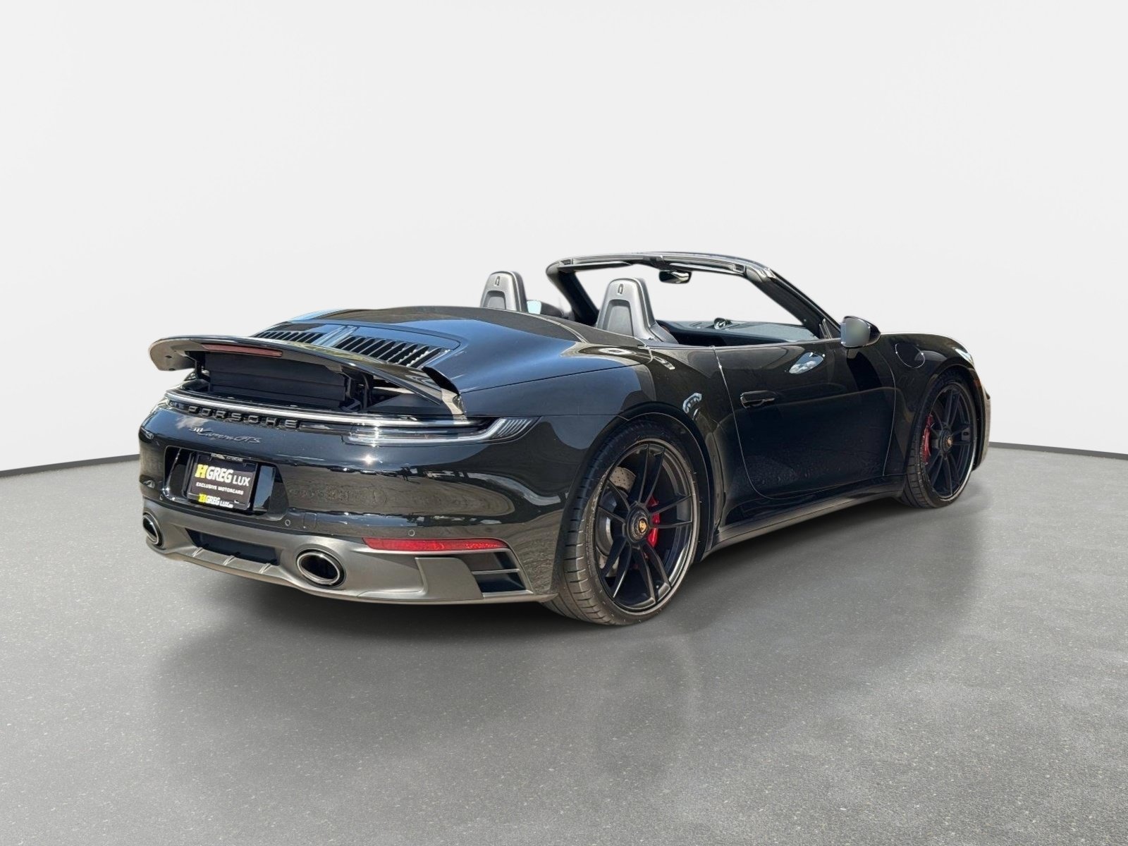 Used 2022 Porsche 911 Cabriolet image 10