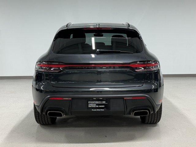 Certified 2025 Porsche Macan AWD/4WD image 10
