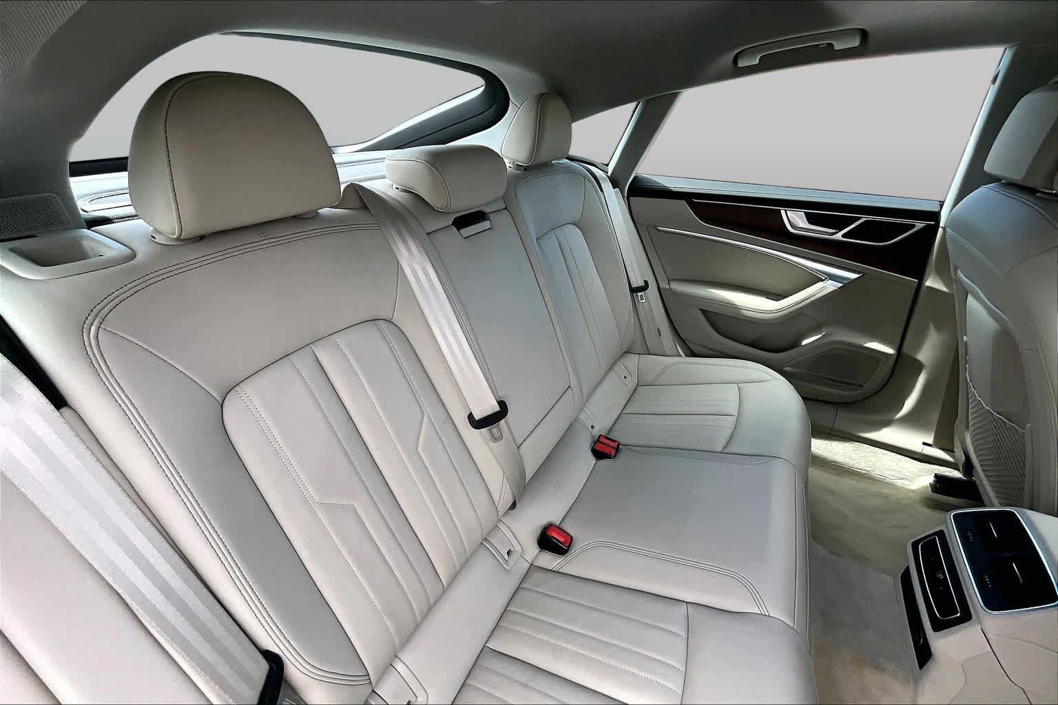 Used 2023 Audi A7 3.0T Premium Plus w/ Premium Plus AWD/4WD image 34