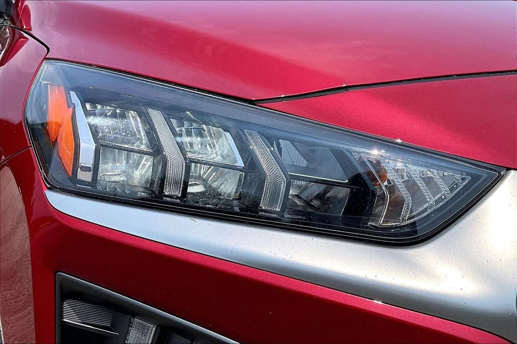 Used 2020 Hyundai Ioniq SEL FWD image 29