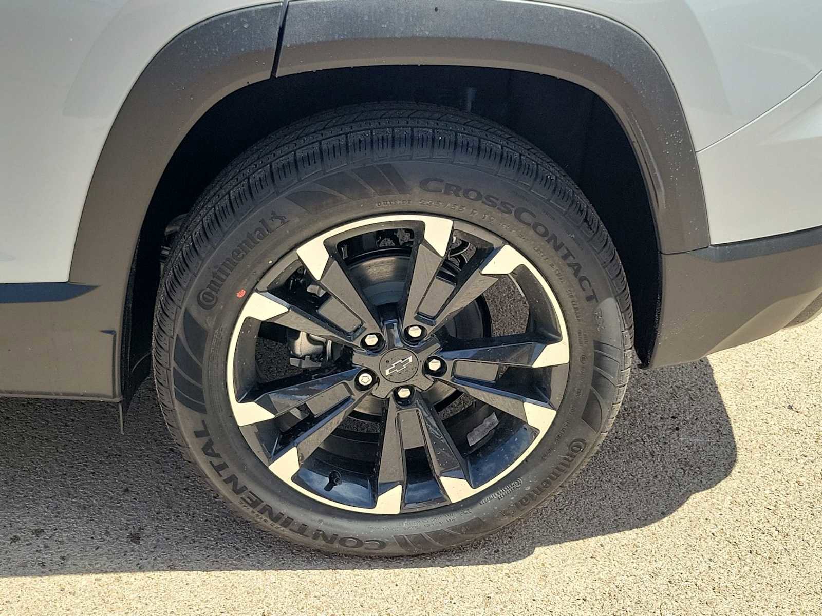 New 2026 Chevrolet Equinox RS w/ LPO, Floor Liner Package FWD image 12