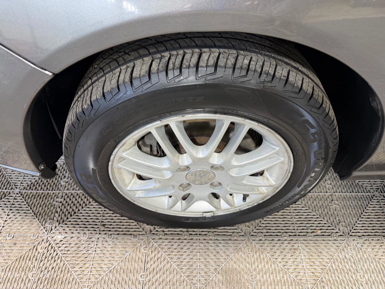 Used 2006 Ford Focus SES image 25