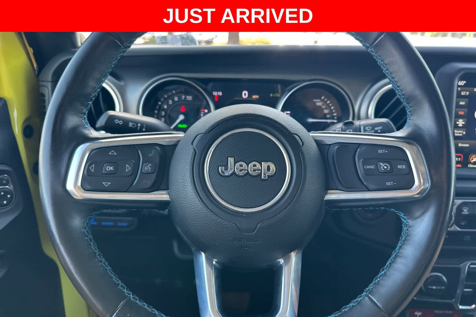Used 2022 Jeep Wrangler Unlimited Rubicon 4xe w/ Cold Weather Group AWD/4WD image 25