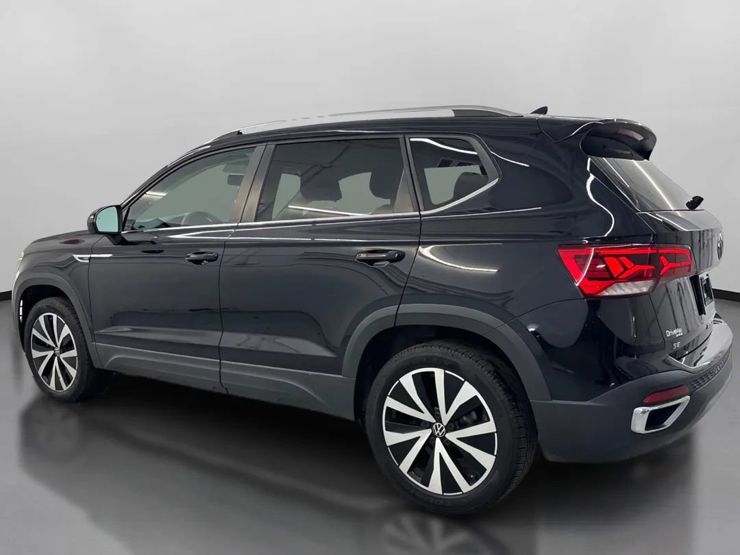 Used 2022 Volkswagen Taos SE image 7