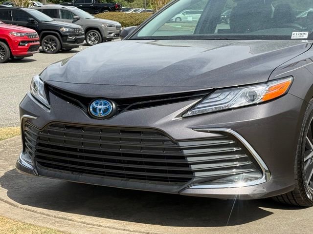 Used 2022 Toyota Camry XLE image 10