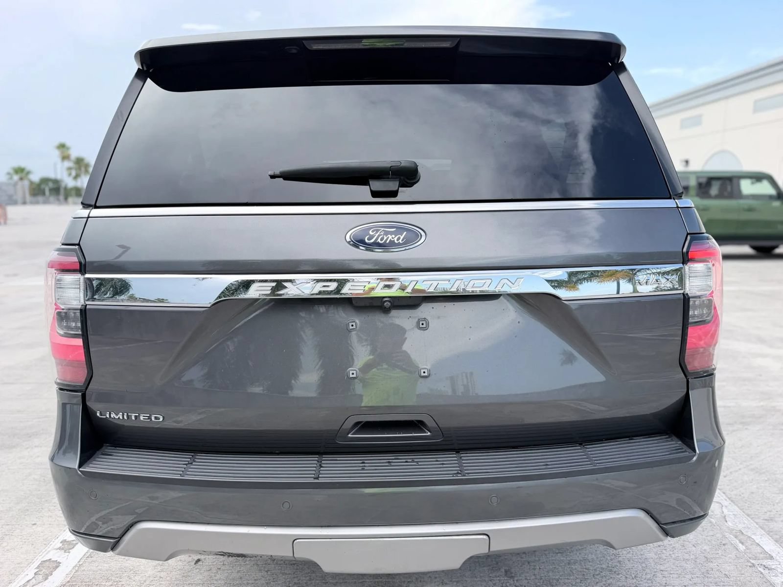 Used 2020 Ford Expedition Max Limited RWD image 10
