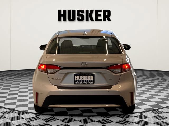 Used 2020 Toyota Corolla LE w/ Protection Package FWD image 4